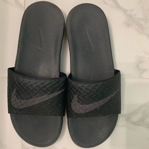 Men’s Nike slides